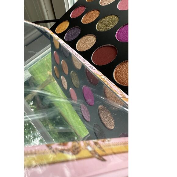 Pat McGrath Labs Mthrshp Mega Celestial Divinity 18 Pan Eyeshadow Palette NIB - Picture 11 of 16